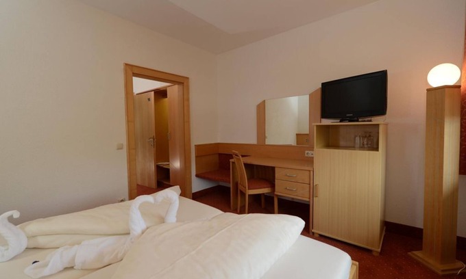 Faak am See House | Doppelzimmer - Strandhotel Faak