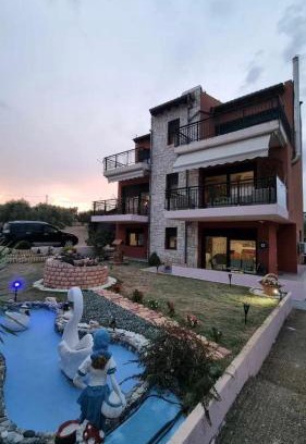 Alexandroupoli Apartment | Dora's Garden Villa