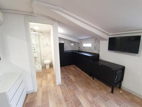 Roman Quarter Apartment | Dorahouse