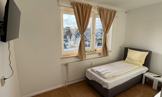 Neumuenster House | Dorfstraße 22 W2 - 4 bedrooms with parking space