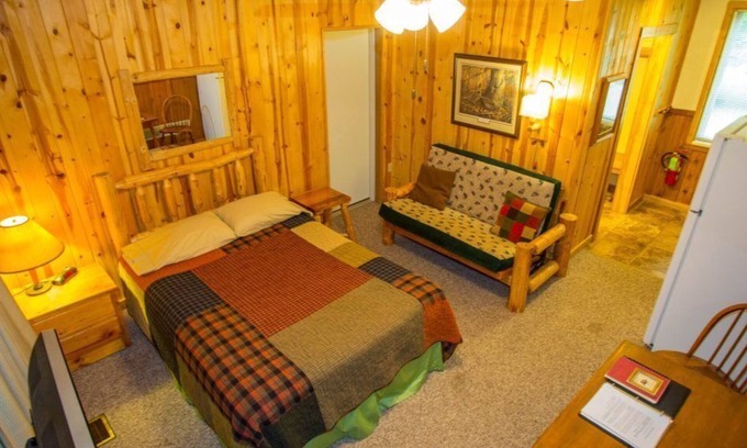 Puposky House | Double Poolside Studio Suites - Steps from Resort Amenities