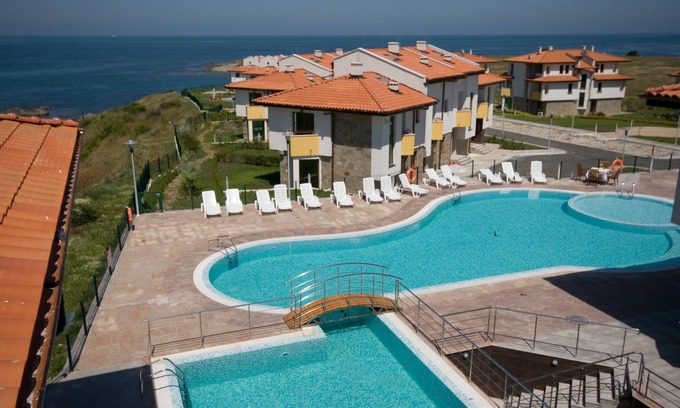 Lozenets House | DOUBLE ROOM 1 in a quiet hotel with SEA VIEW