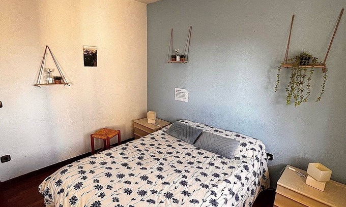 Hortaleza Apartment | Double room close to the airport and IFEMA, room close to the airport