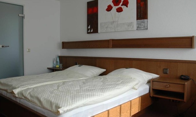 Hasenfeld Bed & Breakfast | Double Room Shower/WC - Haus Diefenbach, Pension Ferienwohnungen