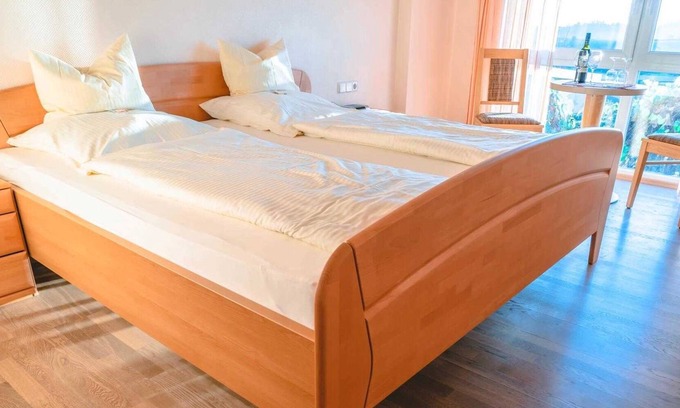 Oedheim Other | Double room Trollinger **** - Ferienhof Laurentius