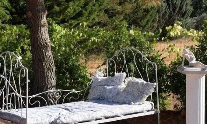 Cotignac Apartment | DOUBLE STUDIO NEXT TO OWNER WITH POOL