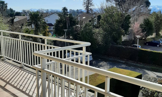 Billere Condo | Double terrace apartment with mountain view