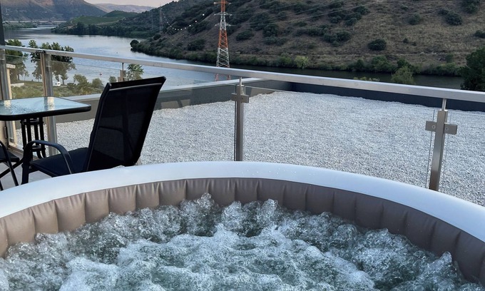Cabanas de Baixo House | Douro Visit House
