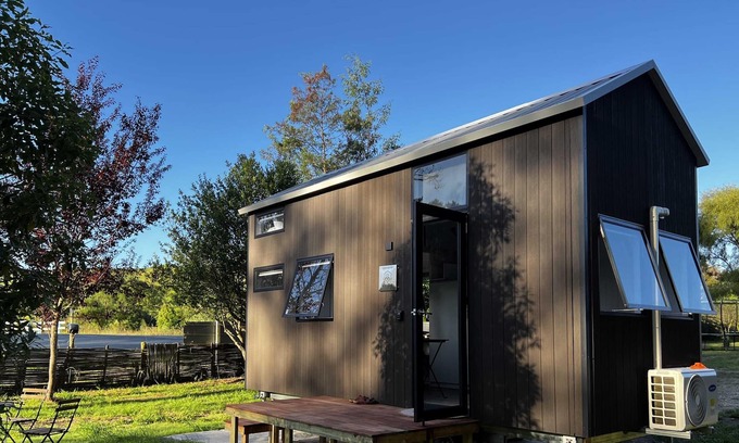 Ngatimoti House | Dove Creek Tiny House