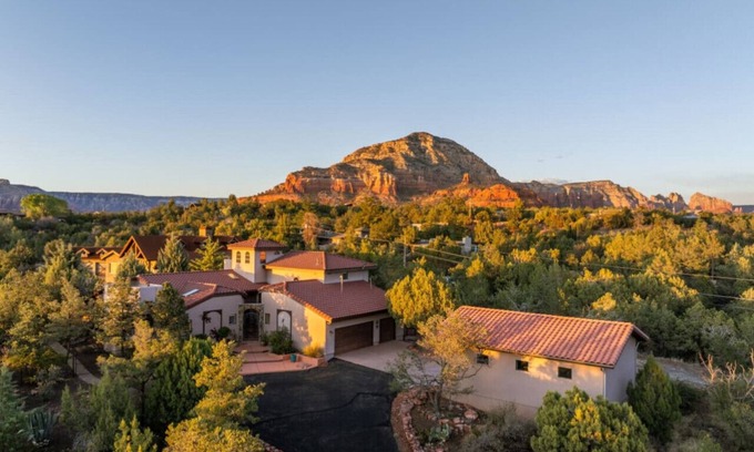 West Sedona House | Dove Wing | Hot Tub, 2 Acres, Chef's Kitchen