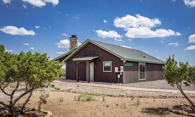 Wayside Cabin | Doves Rest Cabins - Laredo cabin on the North rim
