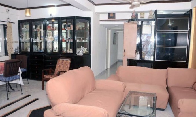 Park Street Apartment | Downtown comfort