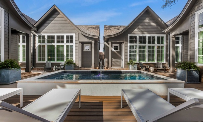 Fairhope Cottage | Downtown Cottage Hideaway Suite D