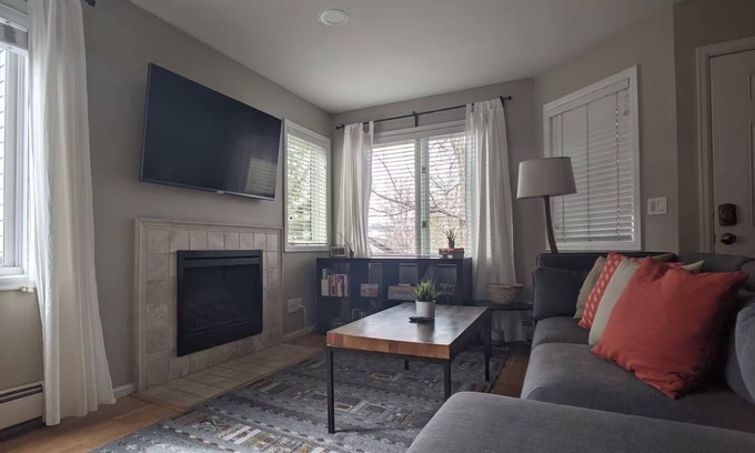 Central Boulder Condo | Downtown Creekside Retreat