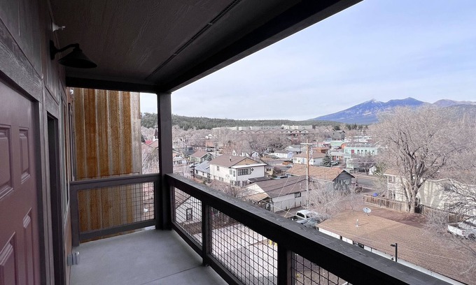 Southside Condo | Downtown Flagstaff Retreat