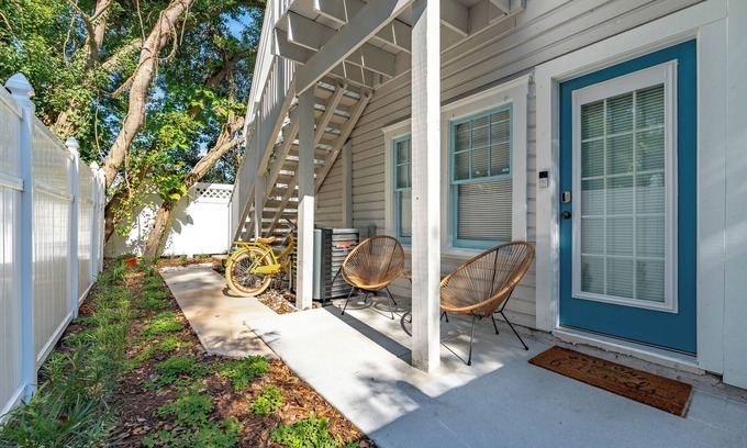 Colonialtown South House | Downtown Oasis: Chic Retreat DT Orlando