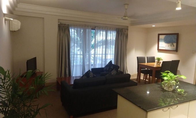 Phuong 6 Apartment | Downtown! Retro Retreat Serviced Apartment