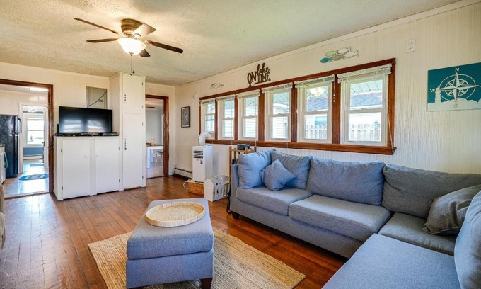 Russells Point House | Downtown Russells Point Cottage Near Indian Lake!