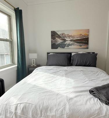 East Avenue Apartment | Downtownrochesterretreatstylishstudiowithkitchen