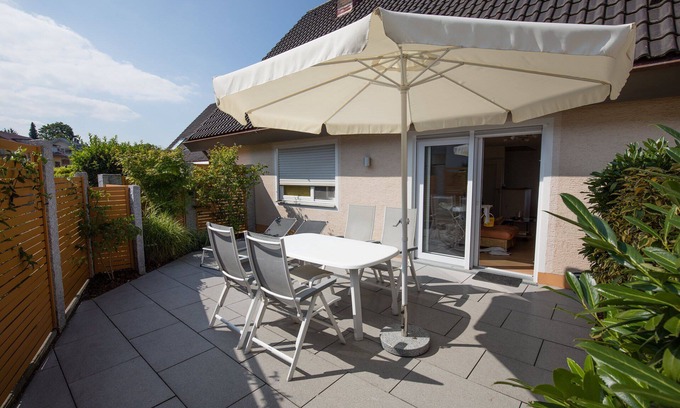 Bodman-Ludwigshafen Apartment | "Dr Saretz" vacation apartment with partial lake view, private terrace and WiFi