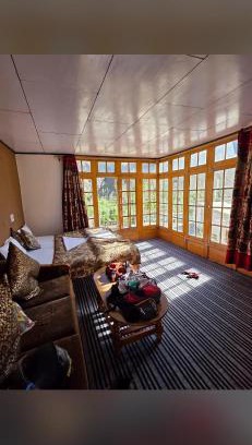 Tingmosgang House | dragon guesthouse and garden restaurant