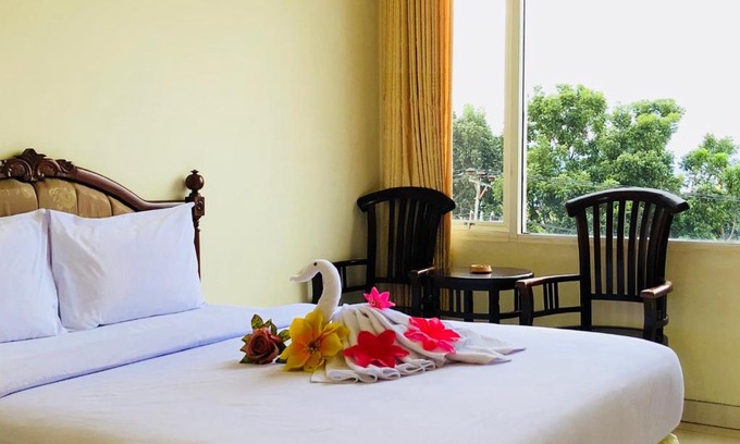 Ternate Hotel | Dragon Palace Hotel by Amazing