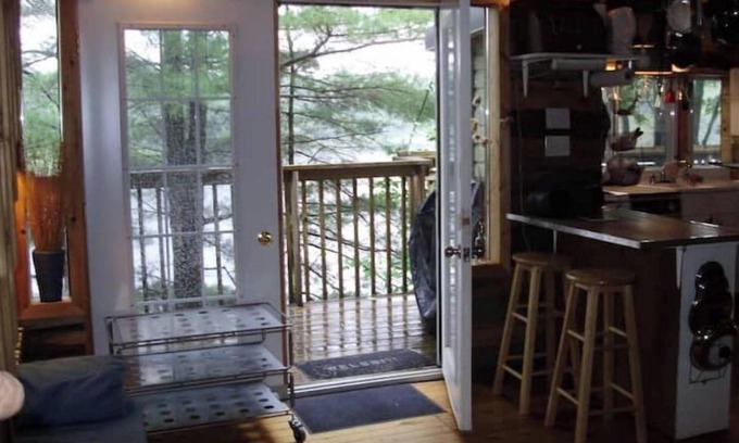 Port Severn Cottage | Dragonfly Cottage /Six Mile Lake /Muskoka
