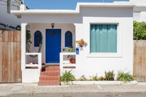 La Pared House | Dream Beach House by Sonsoleá Host