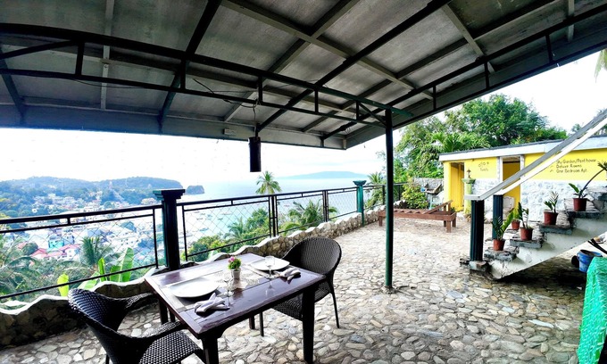 Puerto Galera Apartment | Dream Hill Condos & Spa