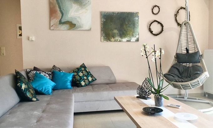 Nea Iraklitsa Apartment | Dream Home is a new, independent modern apartment 250 m from the the beach