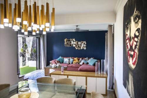 Midlands House | Dream home with beach access
