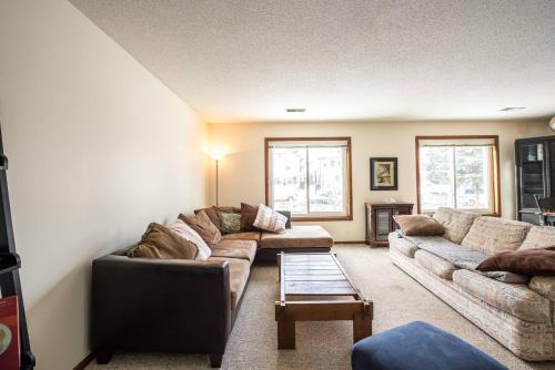 Powderhorn Apartment | Dream House, a Creative Escape in the Heart of Powderhorn