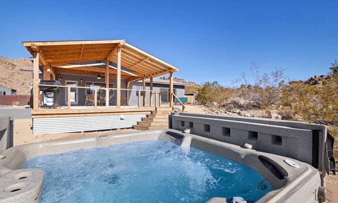 Joshua Tree House | 🌵Dreamspace - Peaceful Home w/Hot Tub, Fire Pit, Amazing Views & Close To Park Entrance🌵