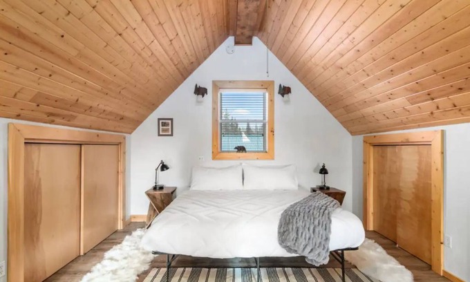 Sterling Cabin | Dreamy 2 Bed Cabin #1 - Alaska Kenai Getaway