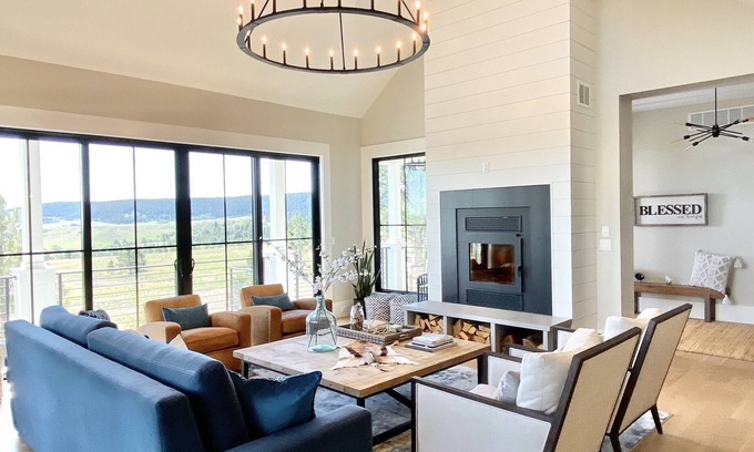 Larkspur House | Dreamy Mountain Escape