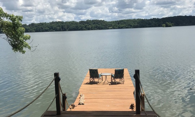Cherokee House | Driftwood Retreat on Tennessee River/Pickwick Lake