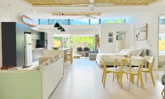 Scotts Head Villa | Driftwood Villa's - Scotts Head
