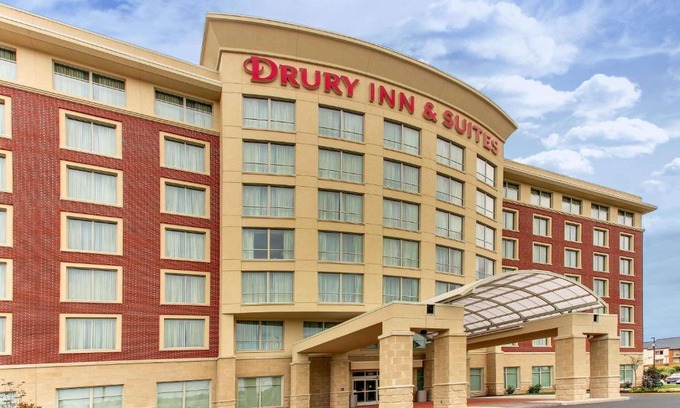 Ashley Oaks Hotel | Drury Inn & Suites Knoxville West