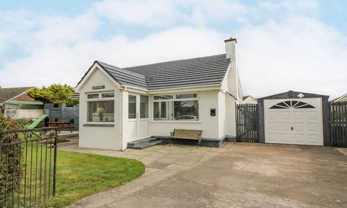 Southerness House | DRYSTANES, pet friendly, country holiday cottage in Southerness