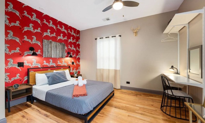 Bronzeville Bed & Breakfast | Dubois Guest House Room 303