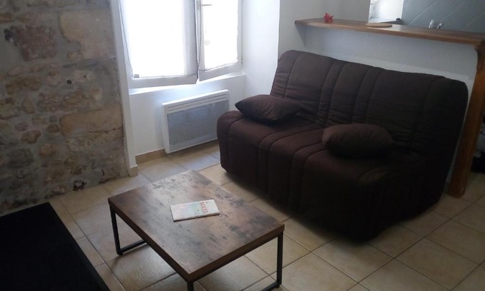 Poitiers Apartment | Duc's House Les Herbaux