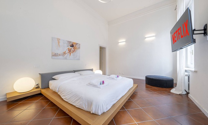 San Faustino-Madonnina-Quattroville Apartment | [Ducal Palace] Romantic apartment in the center