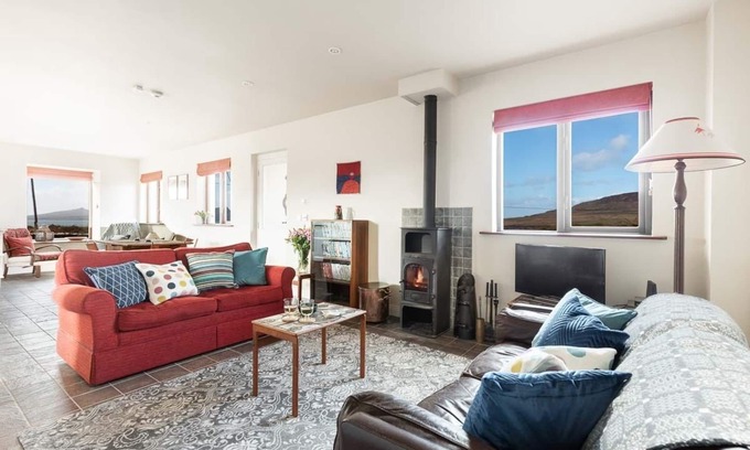 Glaise Bheag House | Duinin Cottage 2 bedroom house VRBO