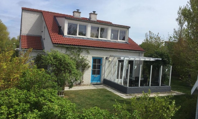 De Cocksdorp House | Dune Park Bungalow Stuga, Sauna, BBQ, Netflix