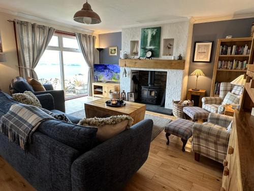 Waternish House | Dunhallin Ard