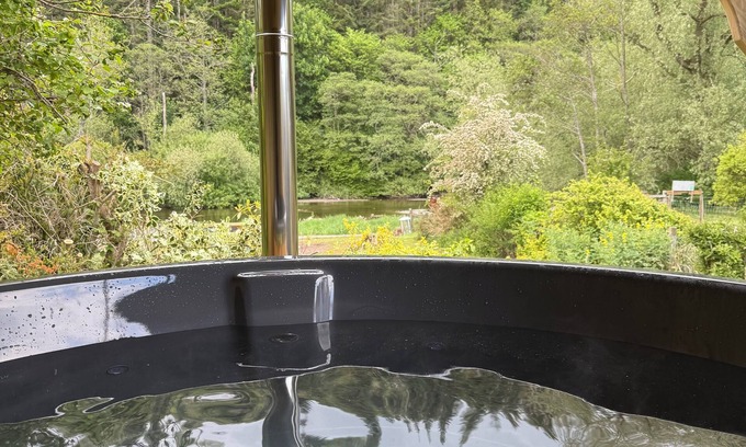 Pooley Bridge Cottage | Dunmallet Cottage - Hot Tub, River, Centre of Pooley Bridge