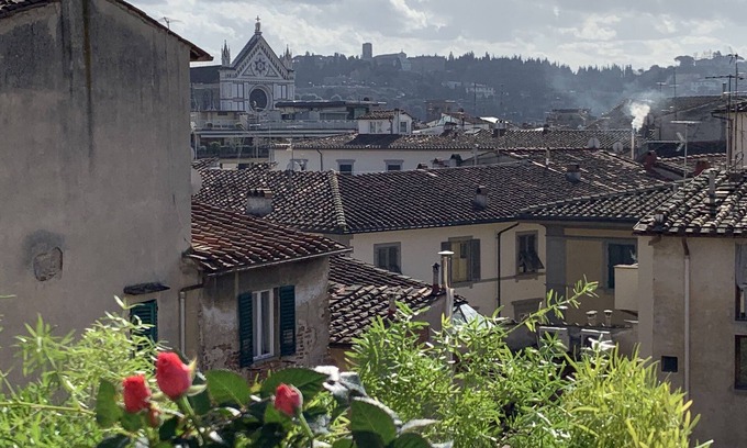 Sant' Ambrogio Apartment | DUOMO, MEDIEVAL TOWER Florence: SANTA CROCE in the DONATI TOWER 4th floor w/lift