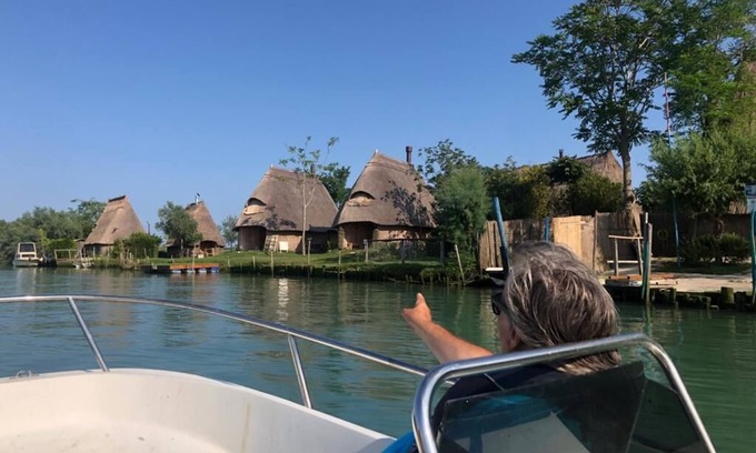 San Giorgio di Livenza Apartment | Duplex 85m² on the river Livenza, with pool, boat rental