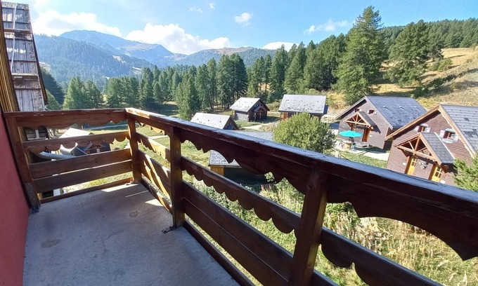 Risoul Apartment | Duplex apartment 8-10p in Risoul at the foot of the slopes
