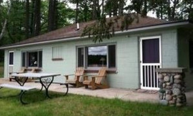 Millersburg Cottage | Duplex Cottage - Kirtland Warbler